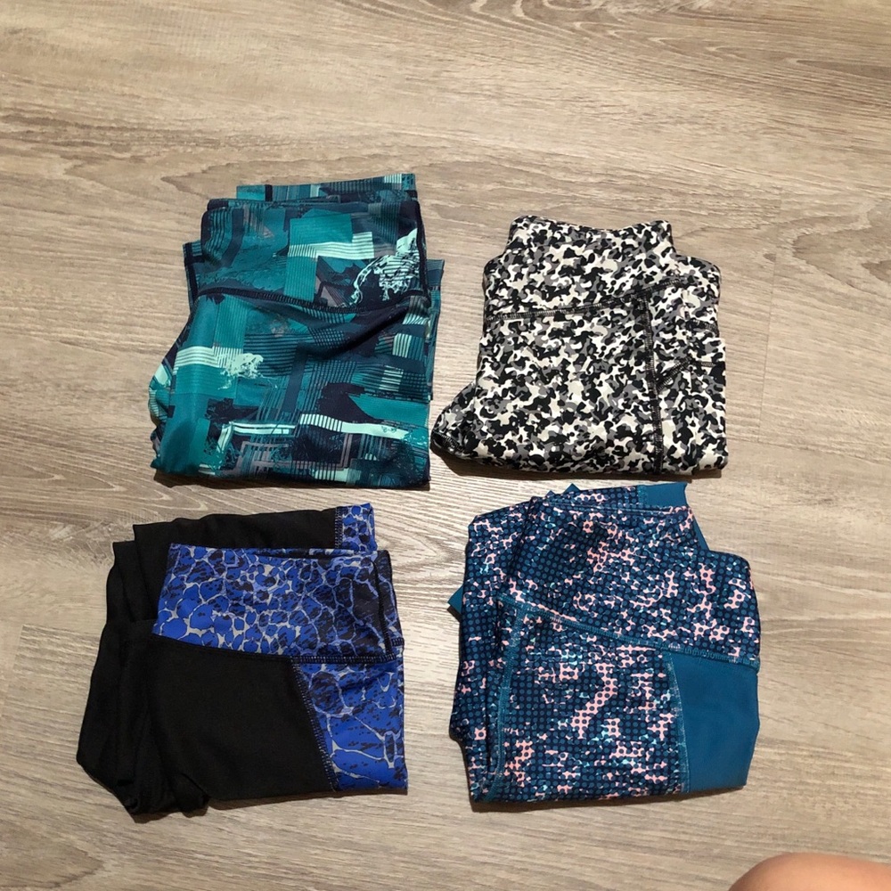 4 pairs of Women's Leggings $14 for all  -  size Small